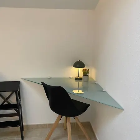 Encantador Duplex Con Dos Terrazas Cerca Del Mar.